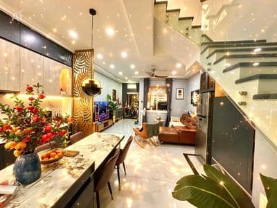 Cho thuê nhà phố kdc phong phú 4 - 4 tầng + sân thượng - chỉ 17 triệu.