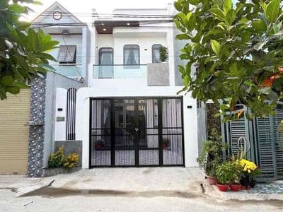 Cần tiền trả nợ ngân hàng cần bán gấp căn nhà 1 trệt 1 lầu.Hóc môn