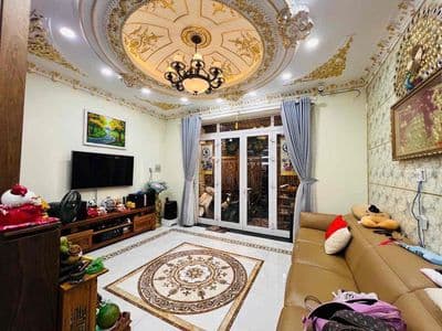 Nguyên Căn 3Tầng 4Phòng Có Nội Thất hẻm Huỳnh Tấn Phát P.Tân Phú