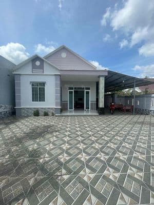 Nhà vườn đẹp Bến Tre 780m2 có sổ hồng - Giá cả thương lượng