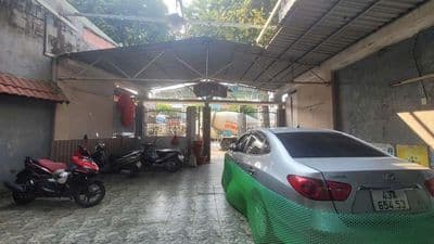 Nhà 2 tầng ngang 8m đẹp rộng mặt tiền cách tháng 8