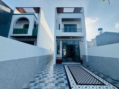 Chủ bán nhà đi nước ngoài