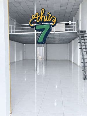 cho thuê xưởng dt 8x20 giác lửng rộng -1wc đường xe tải thông