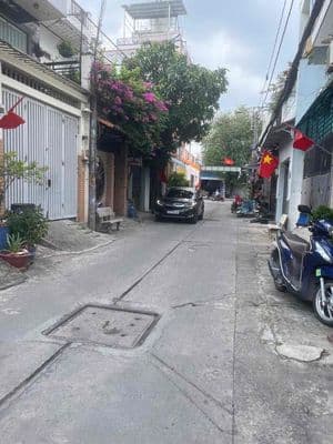 Chủ Ngợp bank gấp bán nhà 2Tầng hẻm 6Thông -48m2 Chỉ 3tỷ490tr