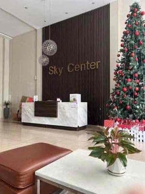 Chính chủ bán căn 2pn 2wc sky center 5850 thôi ạ!