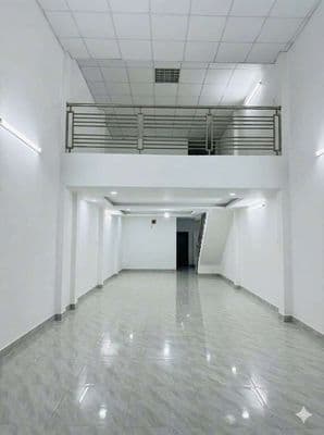 Nhà 135 m Gác lửng Mặt Tiền Đường Võ Văn Vân vĩnh lộc B bình Chánh