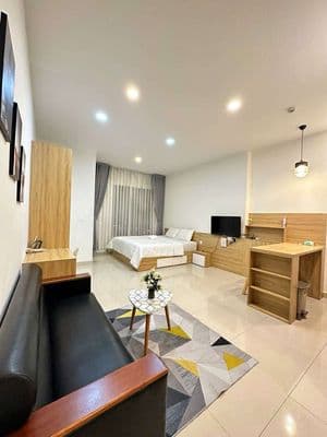 Cho thuê căn hộ studio 38m2 sunrise city view