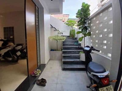 Đỗ Nhuận - Văn Cao Nhà 70 m2 , Kinh Doanh Đỉnh ,ở sướng , giá chốt đẹp
