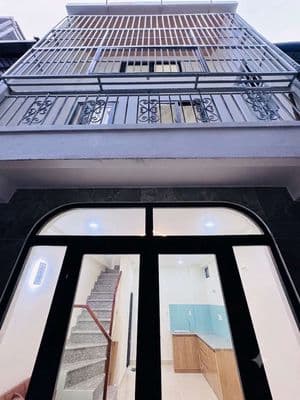 Chỉ 3,96 tỷ, nhà mới 3 tầng Lê Văn Duyệt, Bình Thạnh