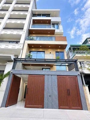 BIỆT THỰ PHAN XÍCH LONG - 7D Hoa Sứ, P.7, PN - Có thang máy, sàn suốt