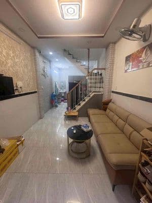 Nhà đẹp có nội thất huỳnh văn nghệ 2 phòng ngủ 2wc
