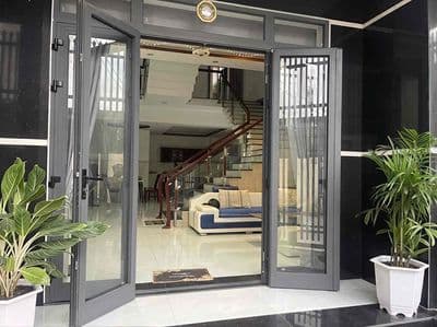 Cho Thuê Nhà 3 Tầng Kiệt 5m Trần Duy Chiến Gồm: 3pn,4wc,khách, thờ, b
