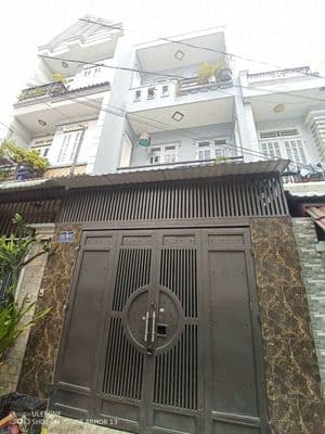 Cho thuê nhà 2 lầu 4pn 3wc. Q12