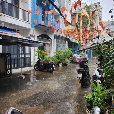Bán gấp nhà ngay lotte nguyễn văn lượng