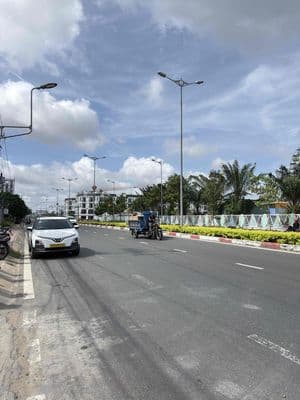 Đất đối diện siêu thị Aeon quãng Trường Mỹ Tho