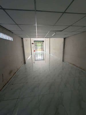 kho xưởng Q12: 4x28. gác lửng 2pn