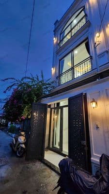 Nhà mới hẻm 520 ql 13 cạnh cân nhơn hoà