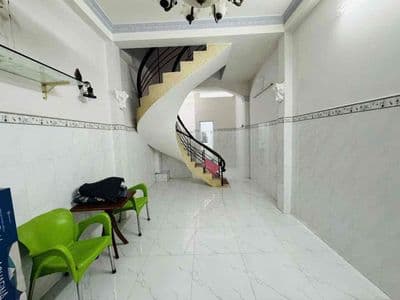 Trệt lầu 3,5 12m có 2pn 2wc nguyễn văn khối giá 9 triệu