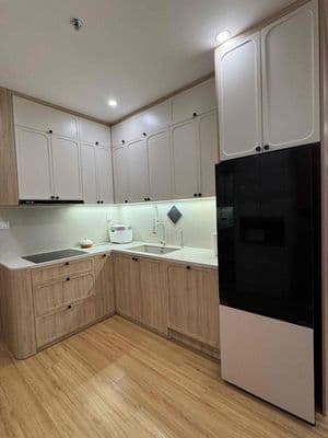 Cần bán gấp 2 ngủ 55m S3 , full đồ 3.5 TỶ Vinhomes Smart city