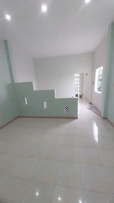 Nhà 1 lầu 3PN, HXH đường ĐHT 02 gần chợ cây sộp 4,2 x 17m giá 9tr