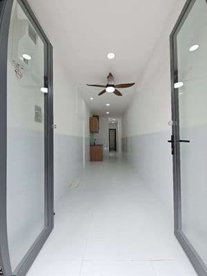cho thuê nhà đẹp chưa qua sử dụng Bình Đông gần ch D- Aqua