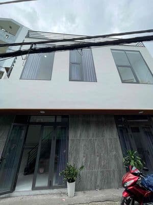 Cho Thuê Nguyên Căn 1 Trệt - 1 Lầu HXH Ngay Ni Sư Huỳnh Liên - Bàu Cát