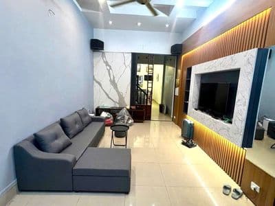 Lương Đình Của, Đống Đa - 50m x 3 tầng, 4 ngủ, full nội thất, sát ô tô