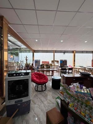 bán showroom mặt tiền kinh doanh Nguyễn Thị Định đối diện chợ