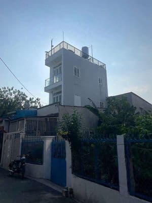 Nhà mới, 4pn- đường 9, linh tây- gần phạm văn đồng