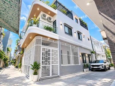 Nhà 3 tầng lô góc 2 mặt kiệt – gần biển – ngang 6m 75m² – ngang