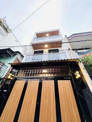 Nhà đẹp, hẻm 4m, 3 tầng (4x12.2m), Âu Dương Lân P3 Q8