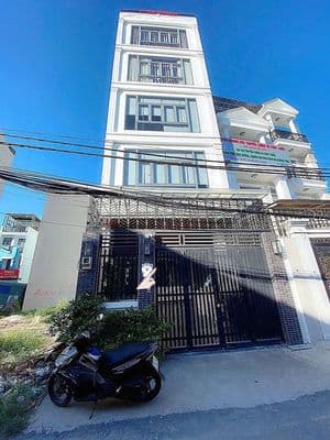 Ngã 4 bình phước- toà nhà văn phòng 5 tầng, có hầm rộng- chỉ 25tr