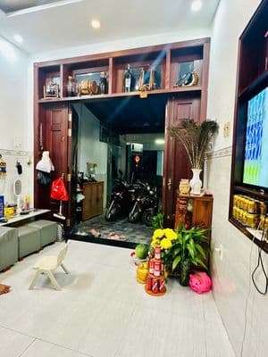 Cho thuê nhà 4pn3wc Đường số 6 p. Linh Tây - 3 Tầng, Giá 14tr/tháng