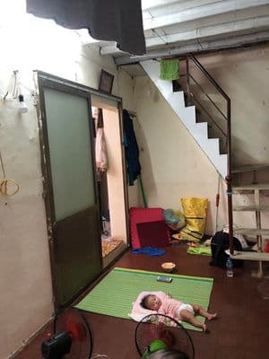 Cho thuê căn hộ tập thể Văn Chương giá rẻ