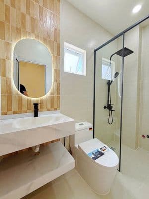 4 tầng – hẻm thông Hoàng Diệu – 5,58 tỷ.