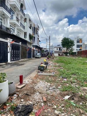 8 lô đất 70m2, 5x14m, ngay chợ Hiệp Bình gần Phạm Văn Đồng