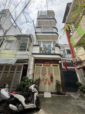 bán nhà 4 tầng. vị tri hem đẹp so đẹp. giá tốt
