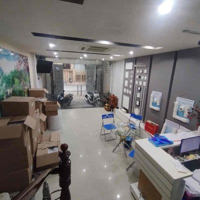 Cho thuê nhà nguyên căn phố miếu đầm vừa làm vp vừa làm kho 100mx2tâng