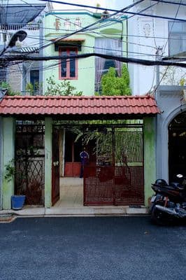 Bán nhà chính chủ 20 năm- ngay siêu thị Go- 80m2, hẻm oto quay đầu