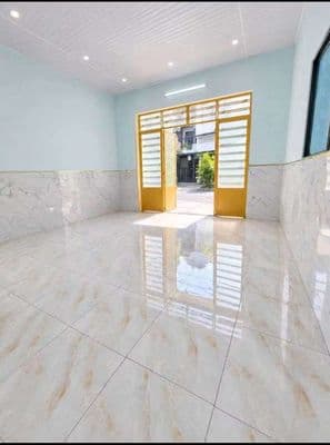 Cho thuê nhà cấp 4 mặt tiền đường Nguyễn Công Hoan gần bến xe