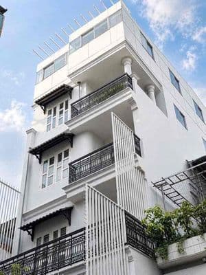 Nhà mặt tiền, xe hơi đậu, Tân Bình