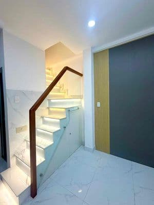 3,79 tỷ – nhà mới đẹp lạc long quân