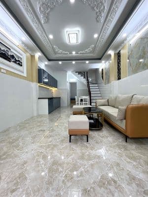 15m ra hẻm ô tô đậu DT:4x13,5m 2Tầng 3pn hẻm 1806 Huỳnh Tấn Phát.