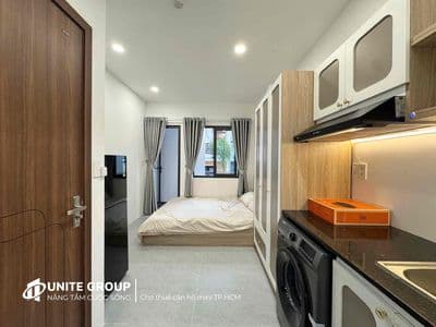 Mới 100% căn hộ ban công máy giặt riêng ngay Nguyễn Xí gần RichMond,Q1
