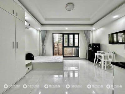 Studio sân sau mới xây ngay Ngã tư Bình Thái