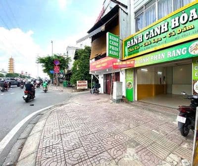 cho thuê mặt bằng mặt tiền phạm văn đồng, p11 bình thạnh, 5x10m