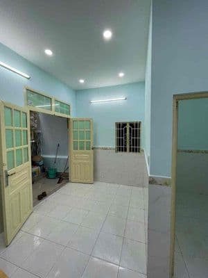 Cho thuê nhà 1 lầu 3pn 2wc hẻm nguyễn duy trinh giá 9tr