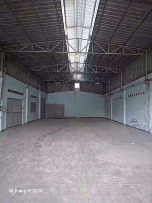 Cho thuê nhà xưởng 300m2 giá thuê 20 triệu /tháng