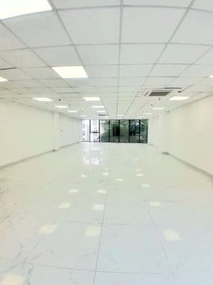 Cho thuê 150m2 sàn văn phòng tại Lạc Long Quân