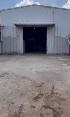 Cho Thuê Kho-Xưởng (Như Hình) DT:610m2 Đường xe lớn vào- Điện 3fa Đc